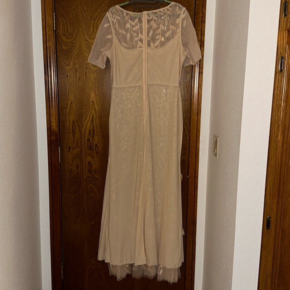 Ever Pretty Ivy Floral Sequin Maxi Fishtail Tulle Prom Dress with Short Sleeve - Picture 8 of 16